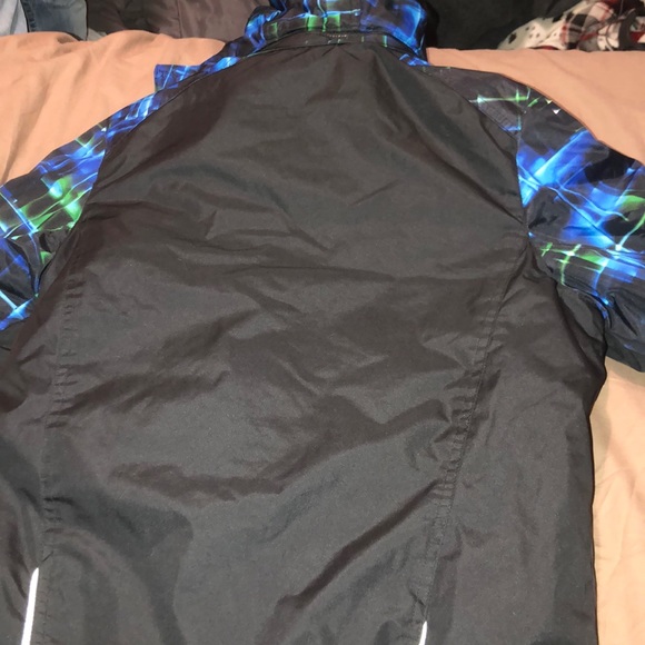 Snow coat - Picture 2 of 2